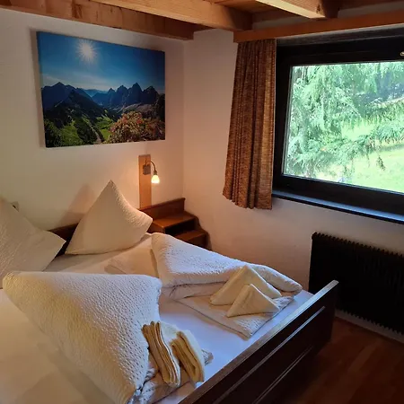 Haus Mooswald Apartamento *